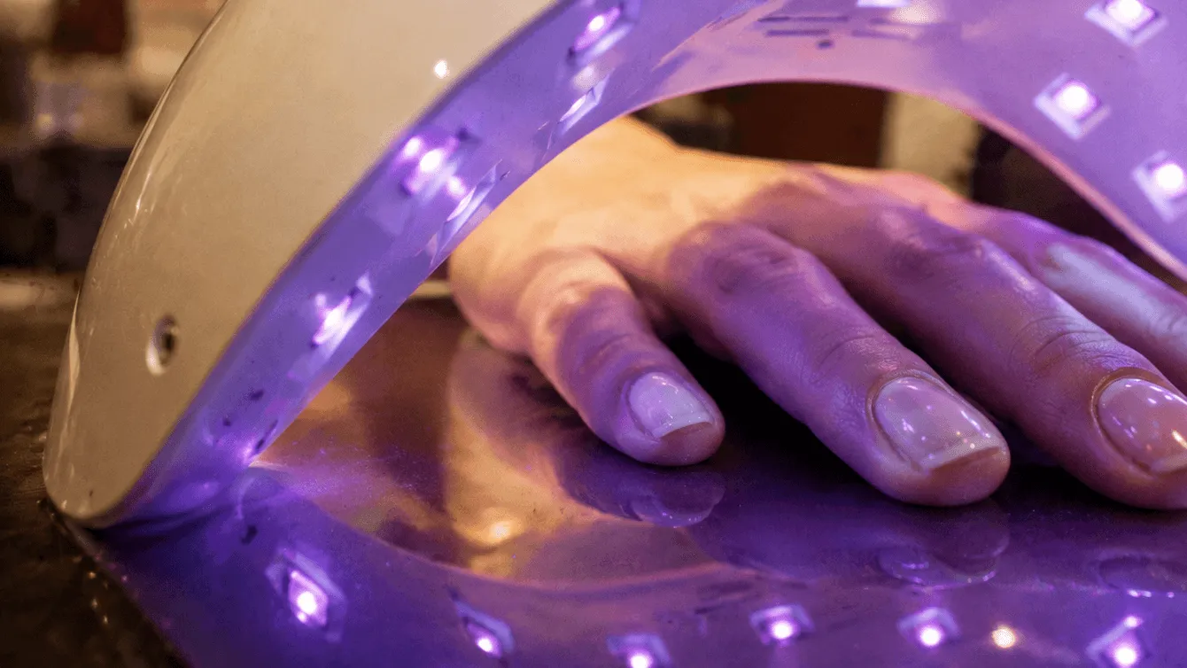 is gel polish banned in Europe?