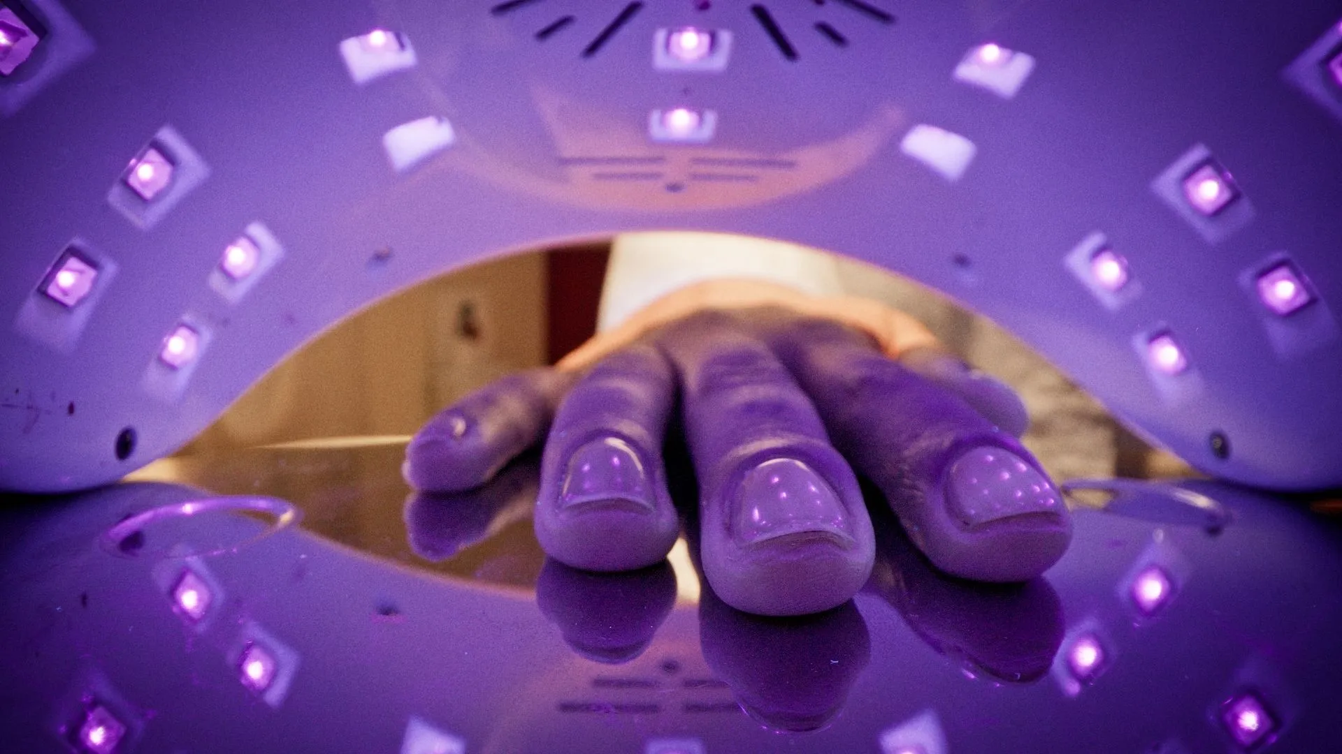 does gel polish air dry? UV LED lamp